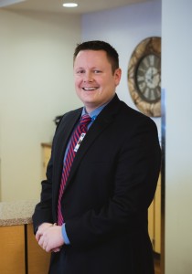 Patient Financial Services Manager, Jonathan Edwards, received a Pinnacle Award for Empowering Manager.